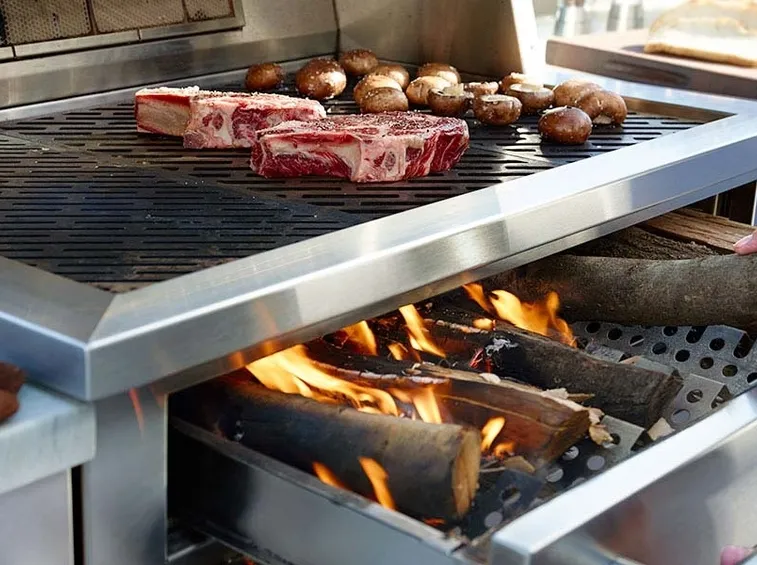 Barbecue a legna moderno