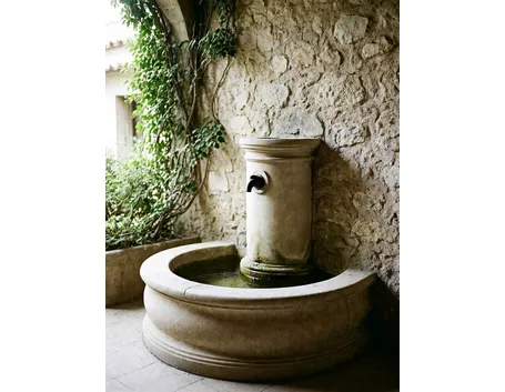 Fontana in pietra