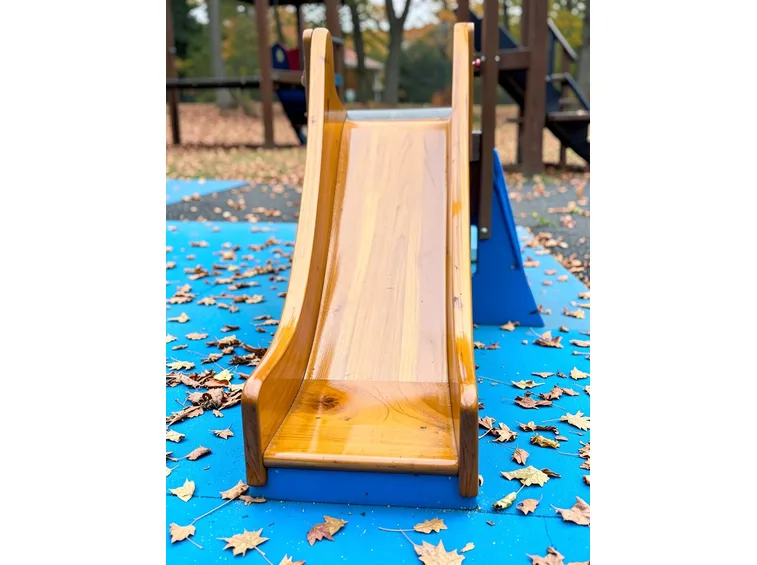 scivoli in legno