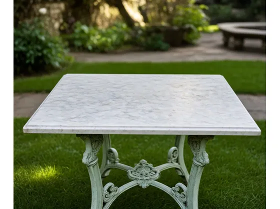 tavoli da giardino in marmo