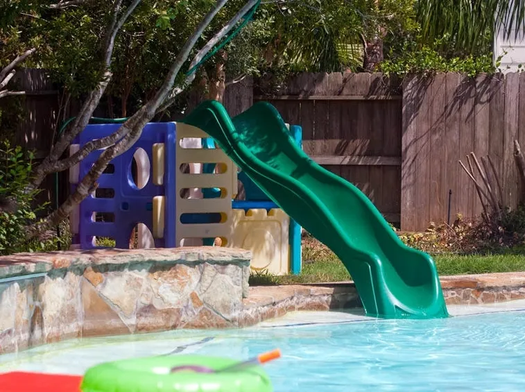 scivolo piscina per bambini