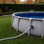 Quando smontare la piscina fuori terra e come svuotarla senza danni