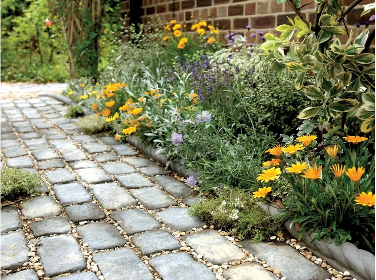 sassi per giardino