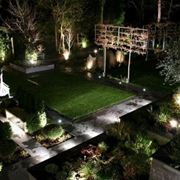 http://media.onsugar.com/files/2010/12/52/3/89/898472/03673660a0bf42d5_garden_lighting_design.jpg