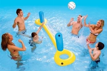 giochi in piscina