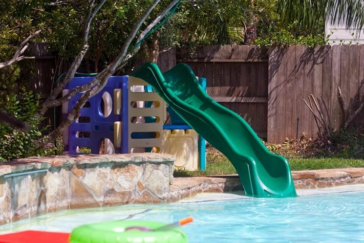 scivolo piscina per bambini